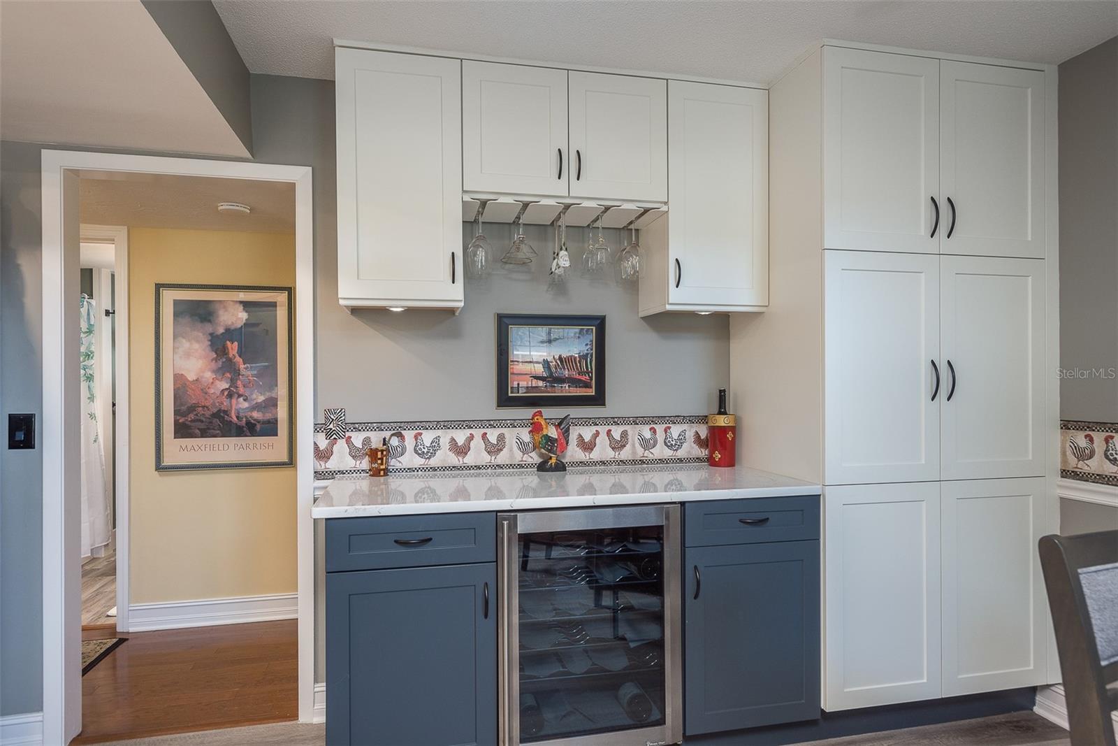 Image 17 of 59 For 14 Baywood Drive