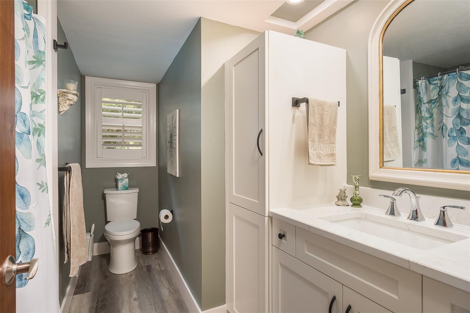 Image 27 of 59 For 14 Baywood Drive