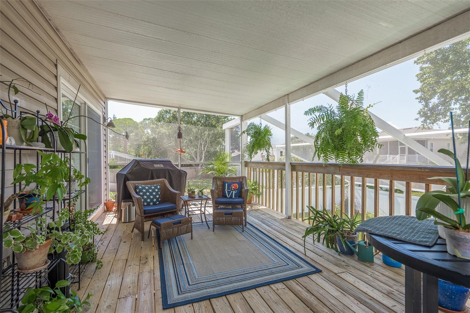 Image 37 of 59 For 14 Baywood Drive