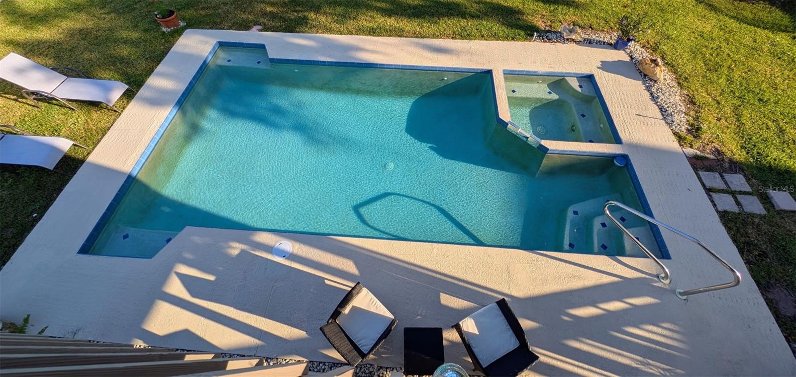 Image 40 of 59 For 14 Baywood Drive