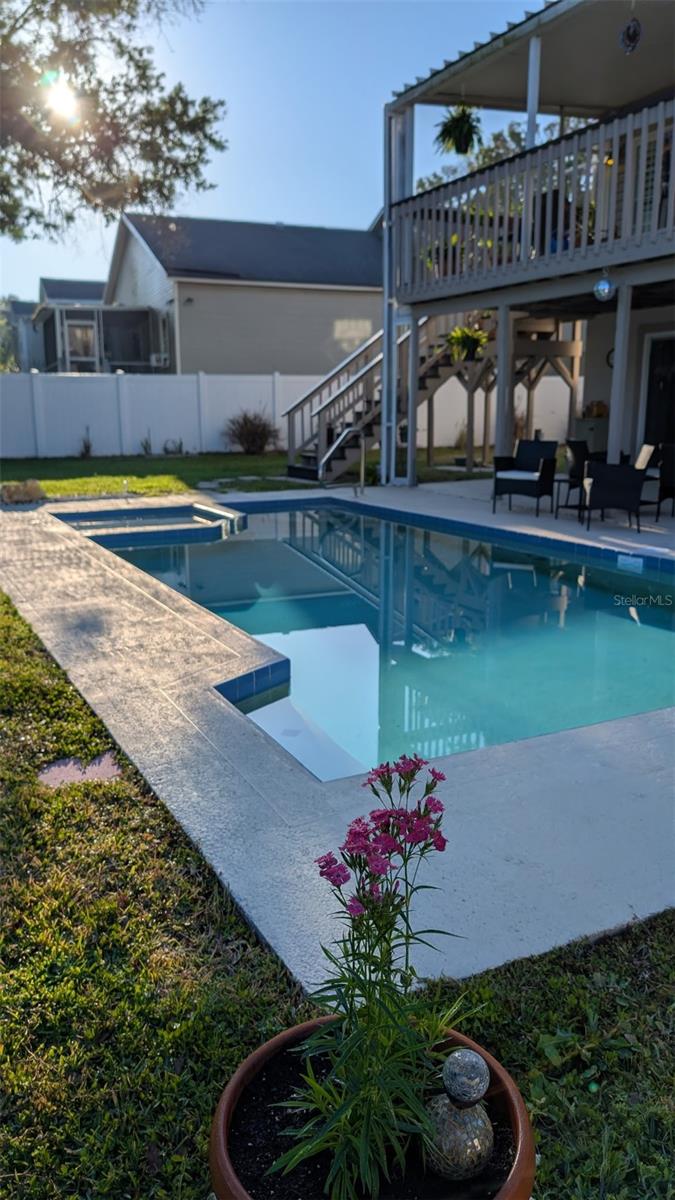 Image 43 of 59 For 14 Baywood Drive