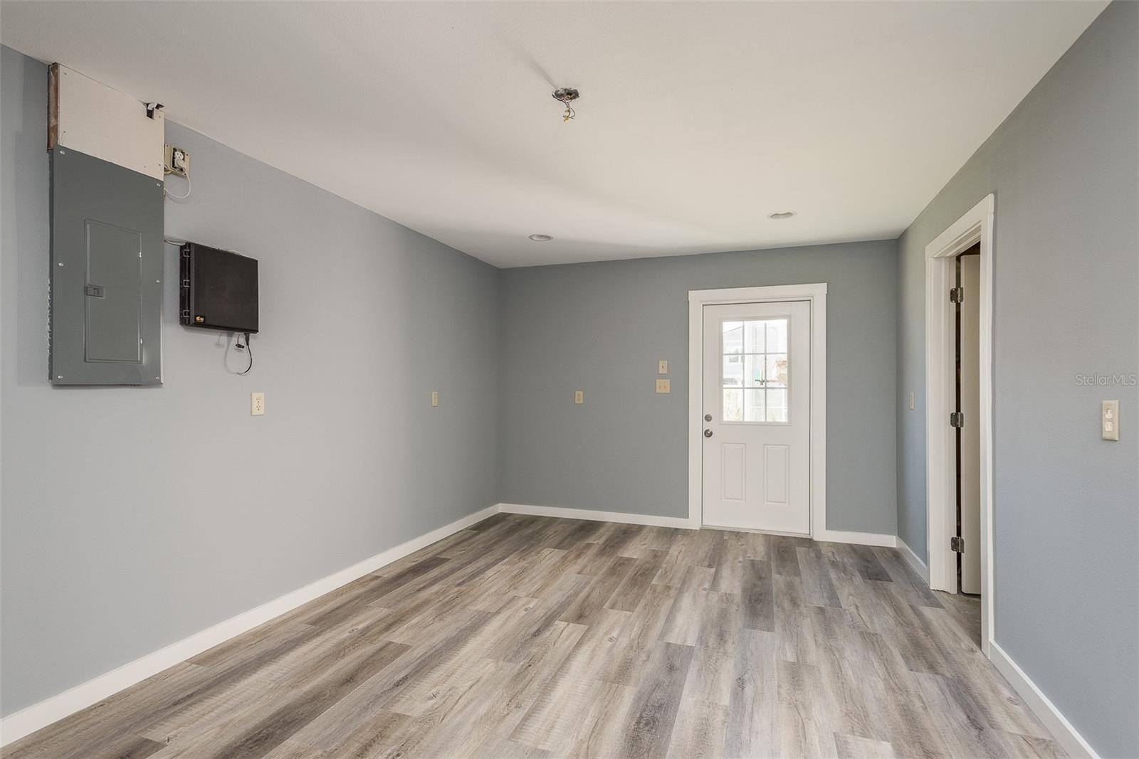 Image 50 of 59 For 14 Baywood Drive