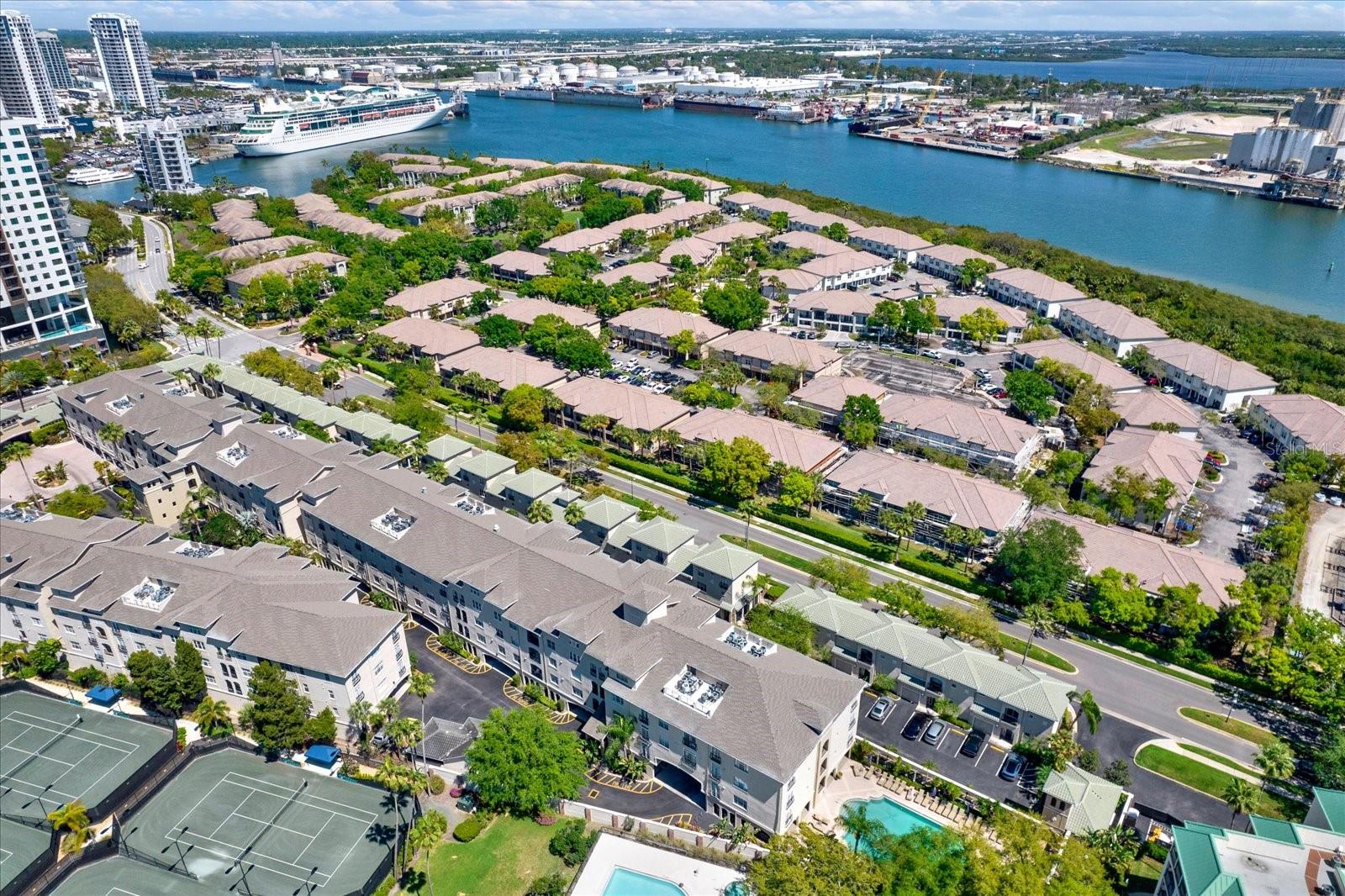 Image 23 of 26 For 501 Knights Run Ave  1234