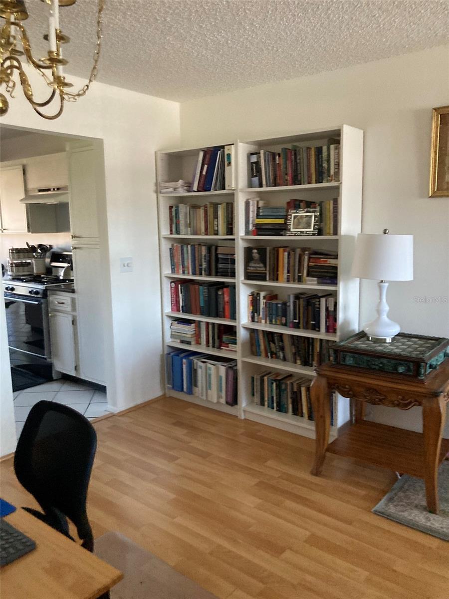 Image 10 of 69 For 5980 Terrace Park Drive N 203