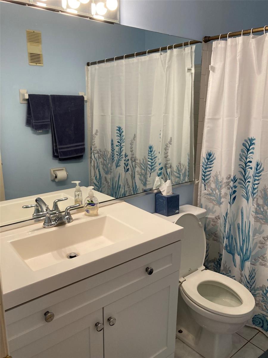 Image 32 of 69 For 5980 Terrace Park Drive N 203