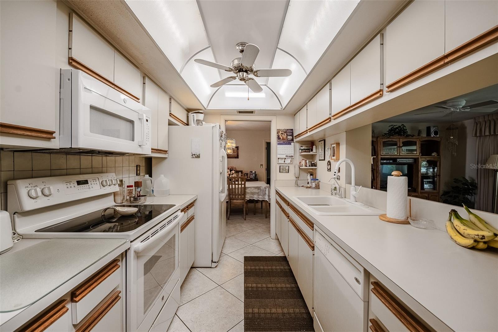 Image 14 of 53 For 14792 Imperial Point Drive S