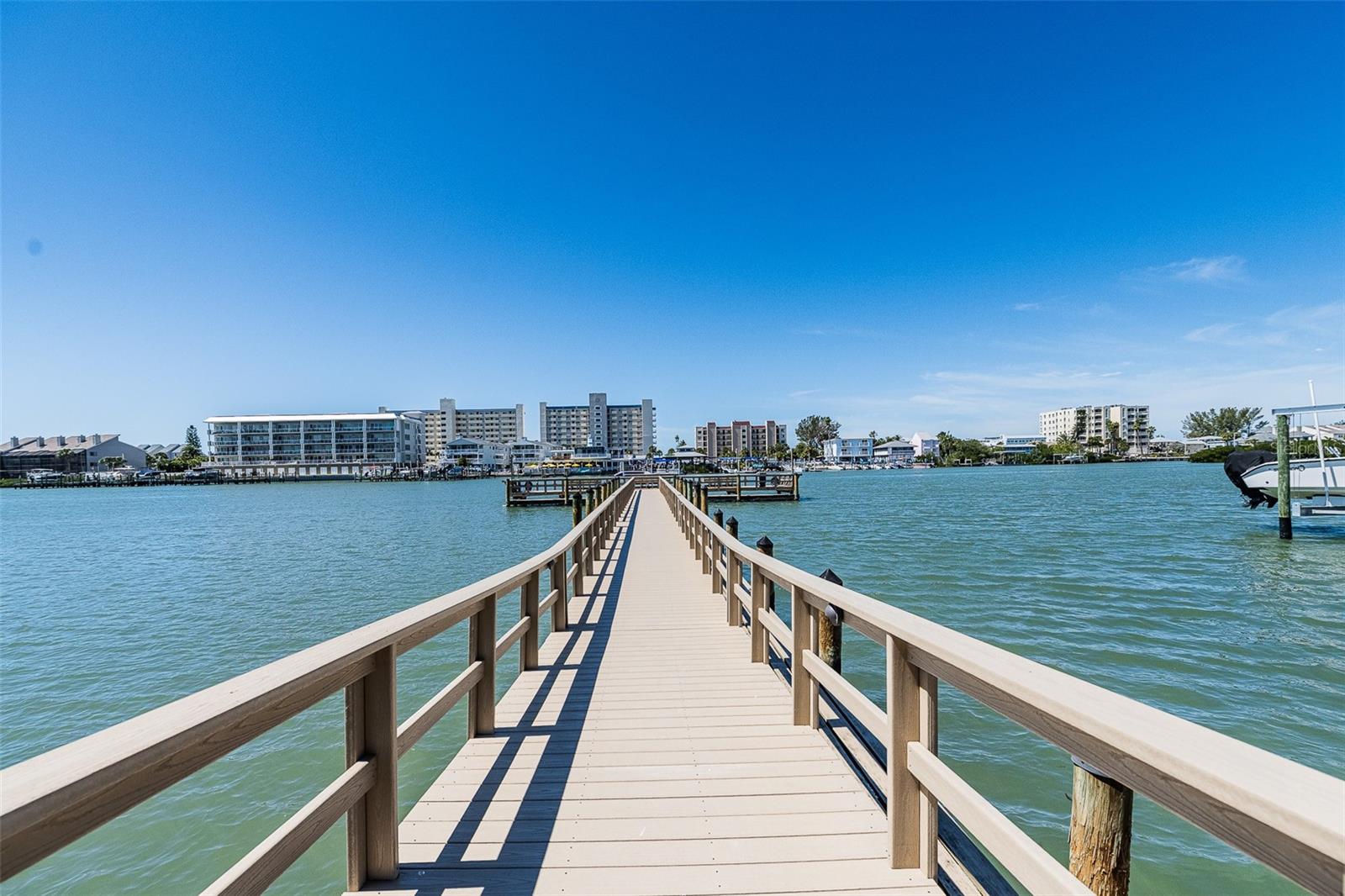 Image 50 of 53 For 14792 Imperial Point Drive S