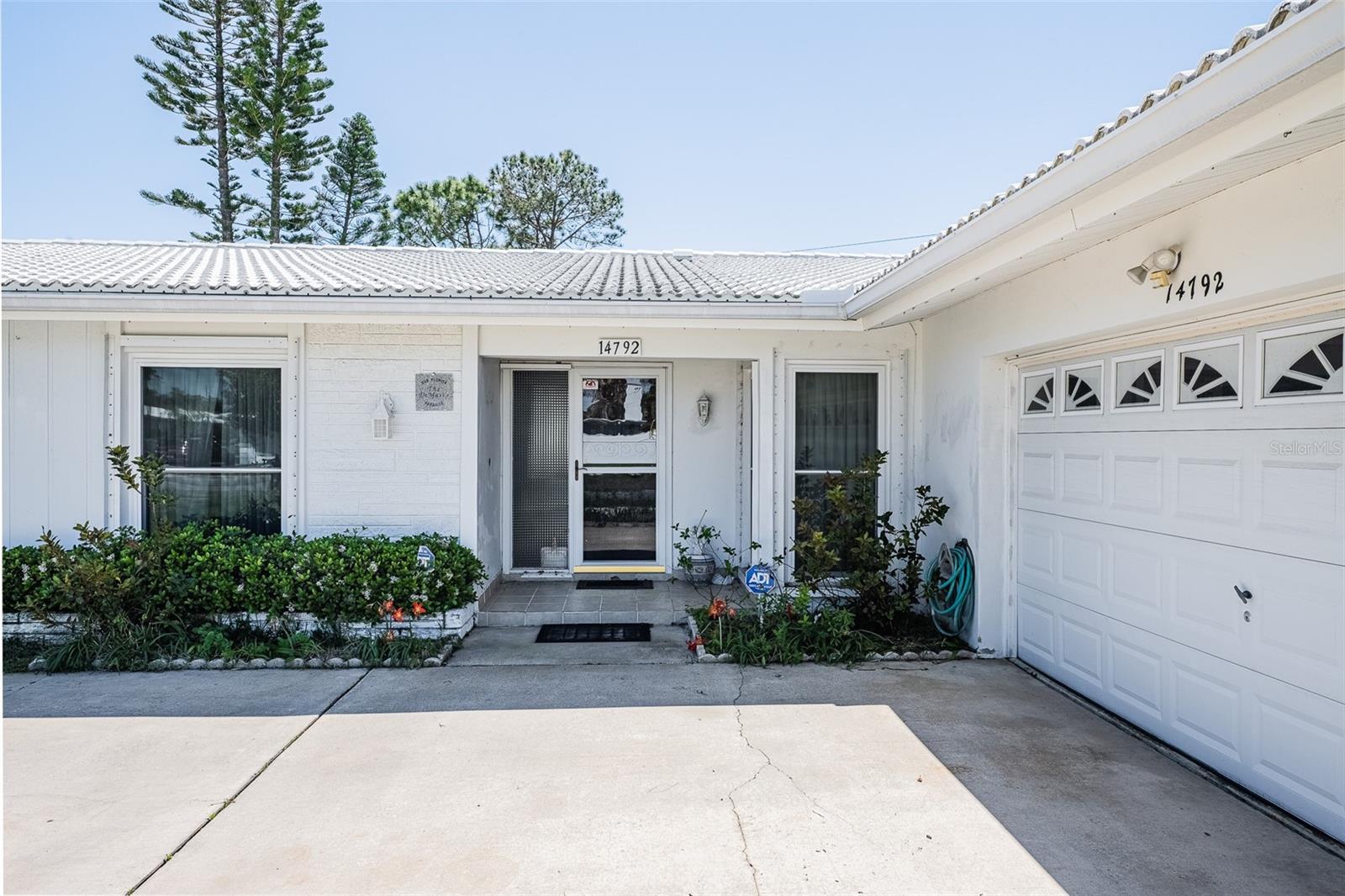 Image 52 of 53 For 14792 Imperial Point Drive S