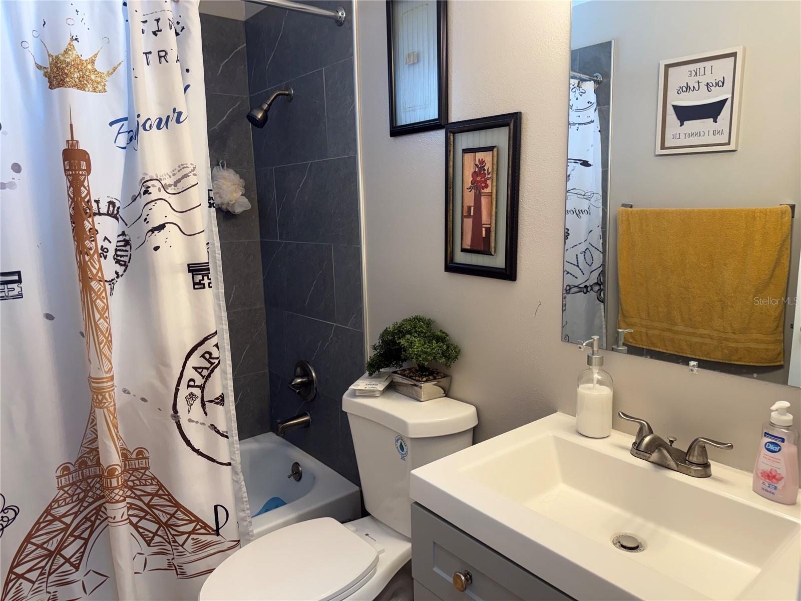 Image 16 of 21 For 9519 Century Drive