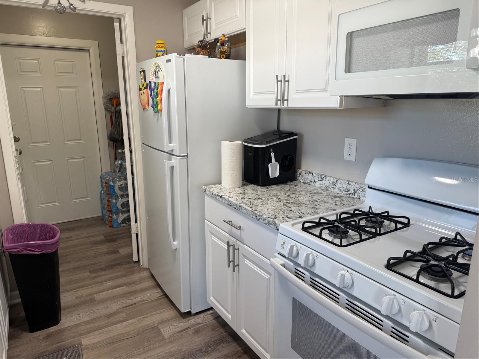 Image 8 of 21 For 9519 Century Drive