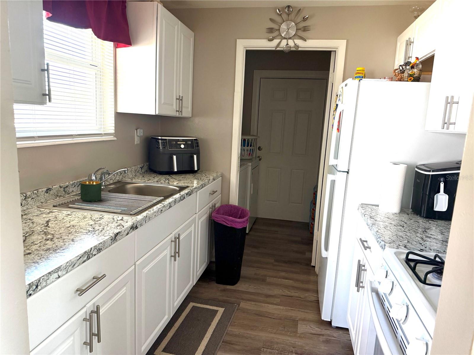 Image 9 of 21 For 9519 Century Drive