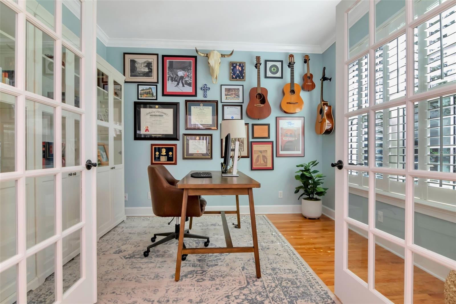 Image 23 of 49 For 4703 Dauphin Avenue