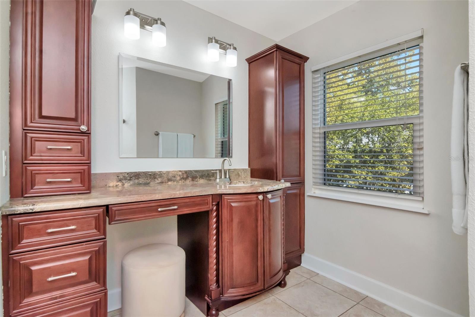 Image 29 of 49 For 4703 Dauphin Avenue