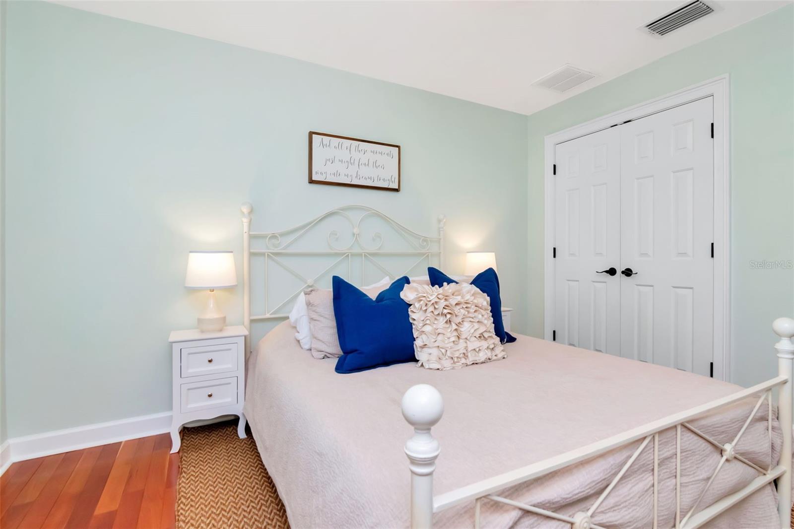 Image 32 of 49 For 4703 Dauphin Avenue