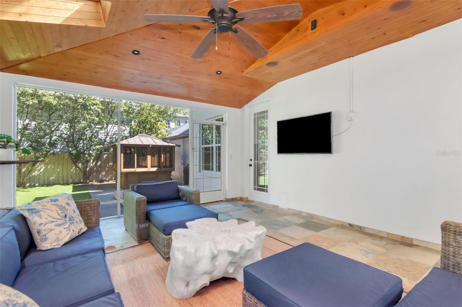 Image 33 of 49 For 4703 Dauphin Avenue