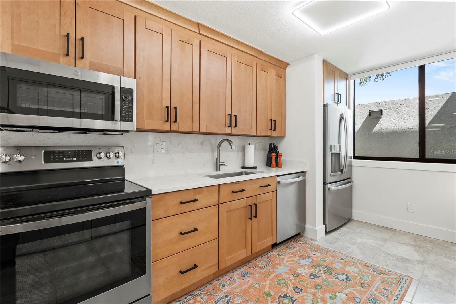 Image 12 of 82 For 806 Bayport Way 806