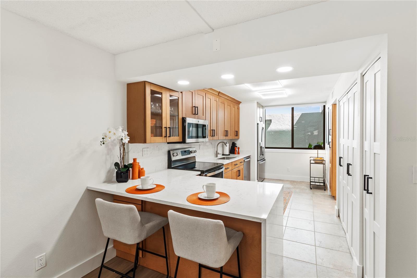 Image 14 of 82 For 806 Bayport Way 806