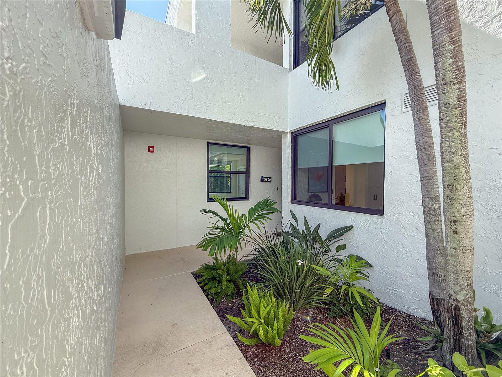 Image 3 of 82 For 806 Bayport Way 806