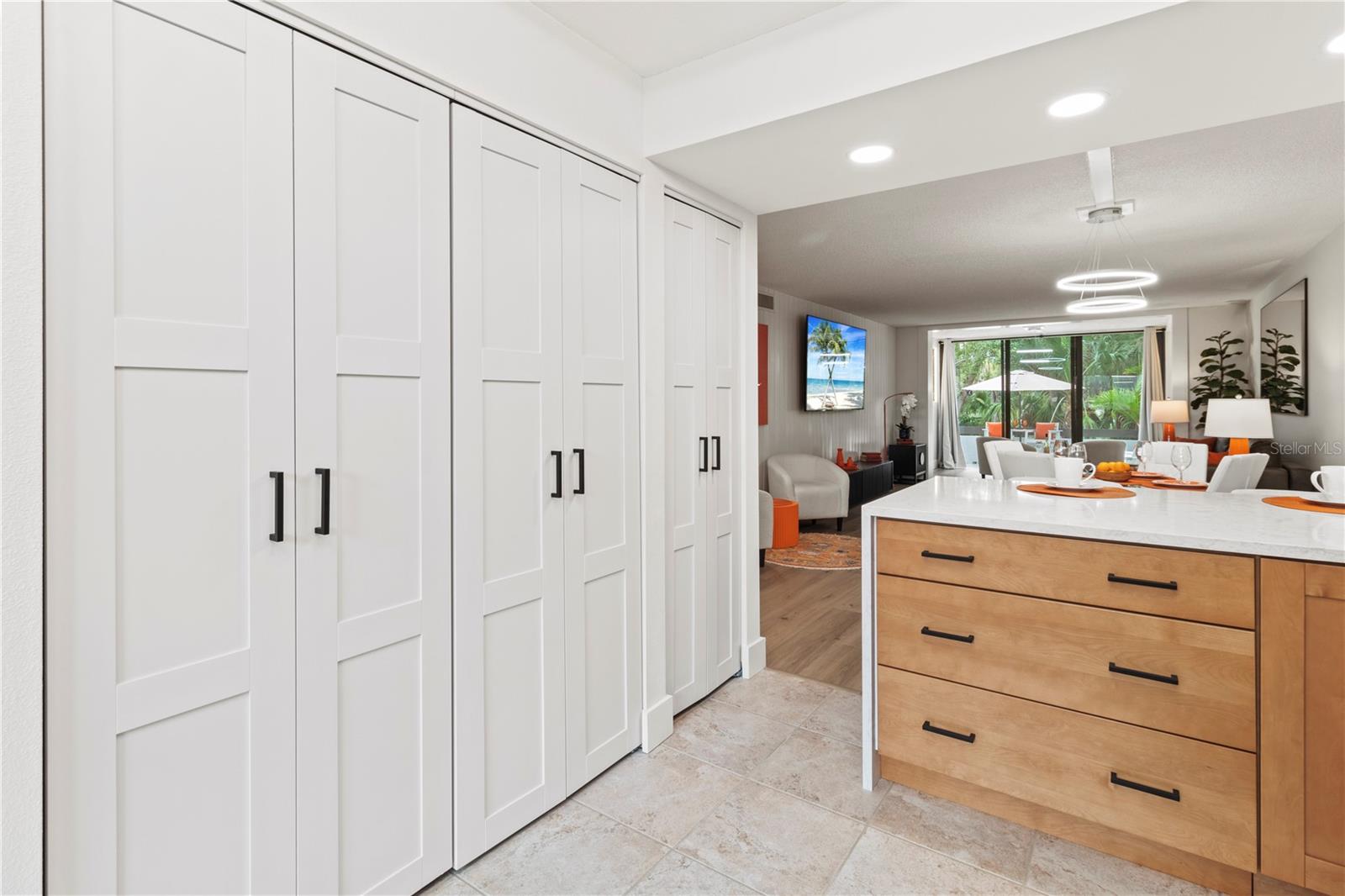 Image 9 of 82 For 806 Bayport Way 806