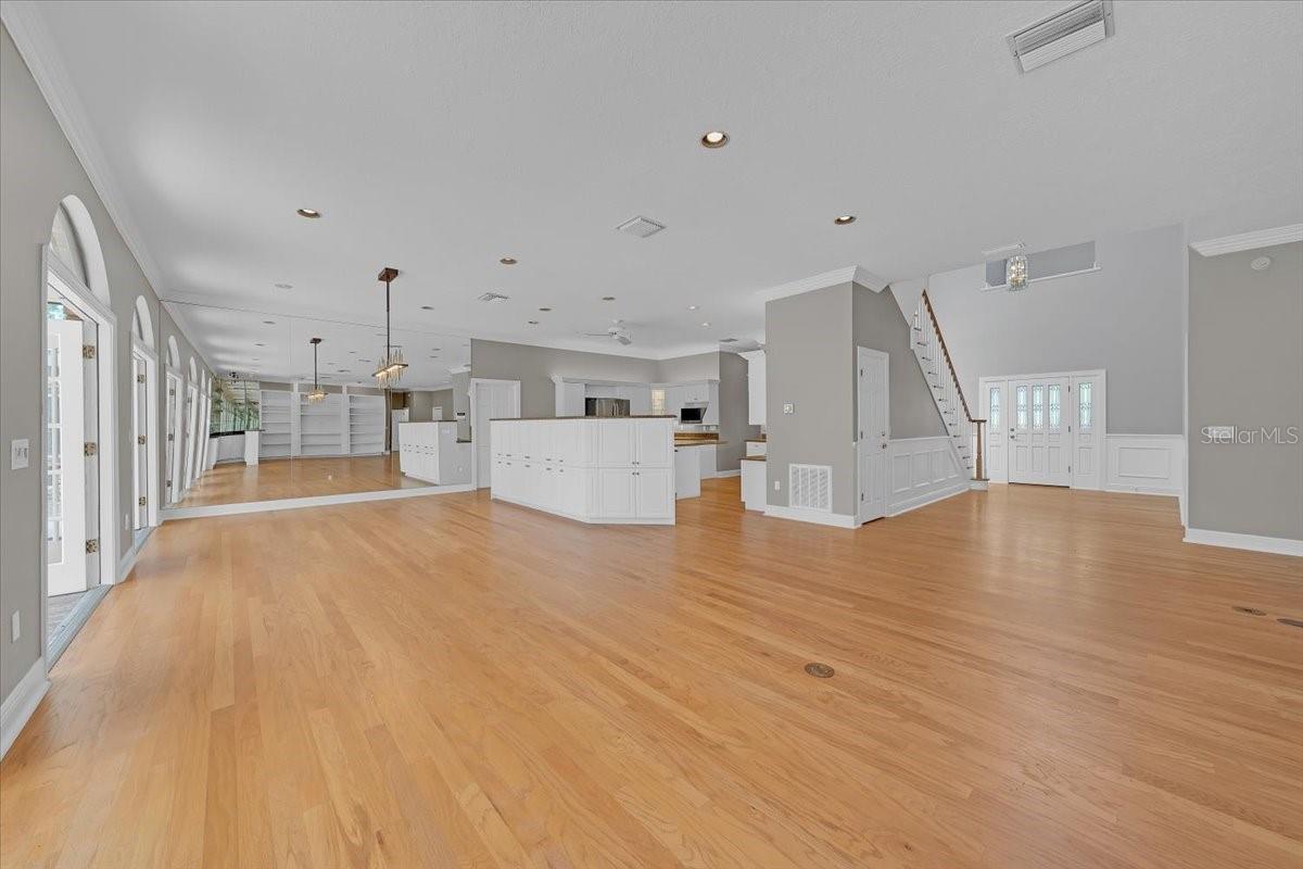 Image 17 of 68 For 1141 Myrtle Road