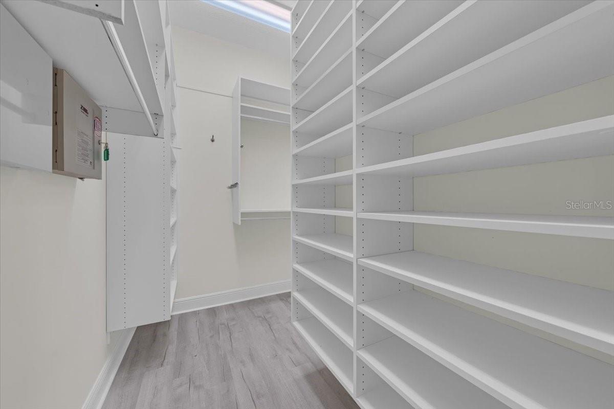 Image 28 of 68 For 1141 Myrtle Road