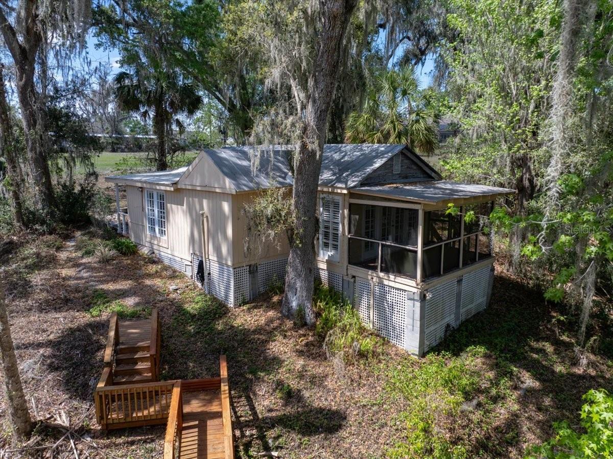 Image 7 of 68 For 1141 Myrtle Road