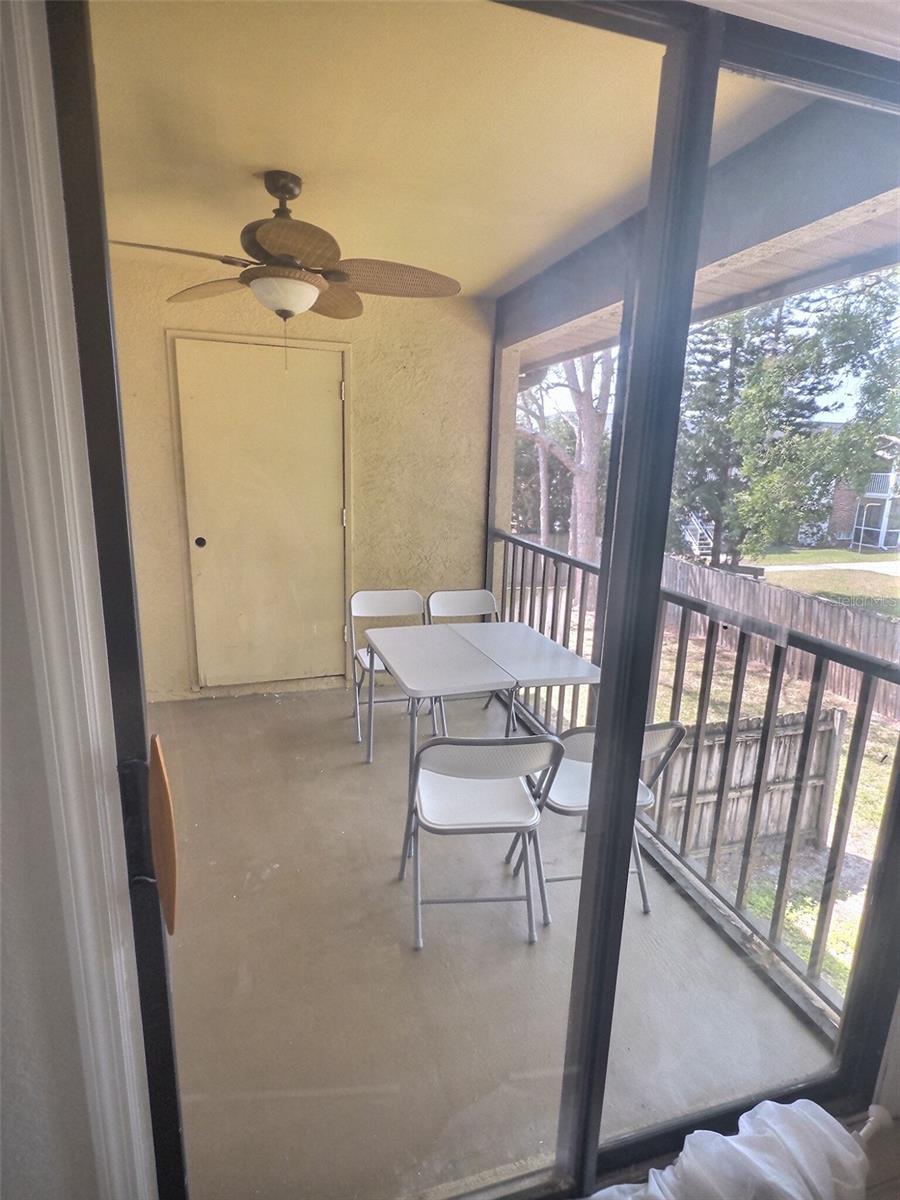 Image 4 of 14 For 10100 Sailwinds Boulevard N 202