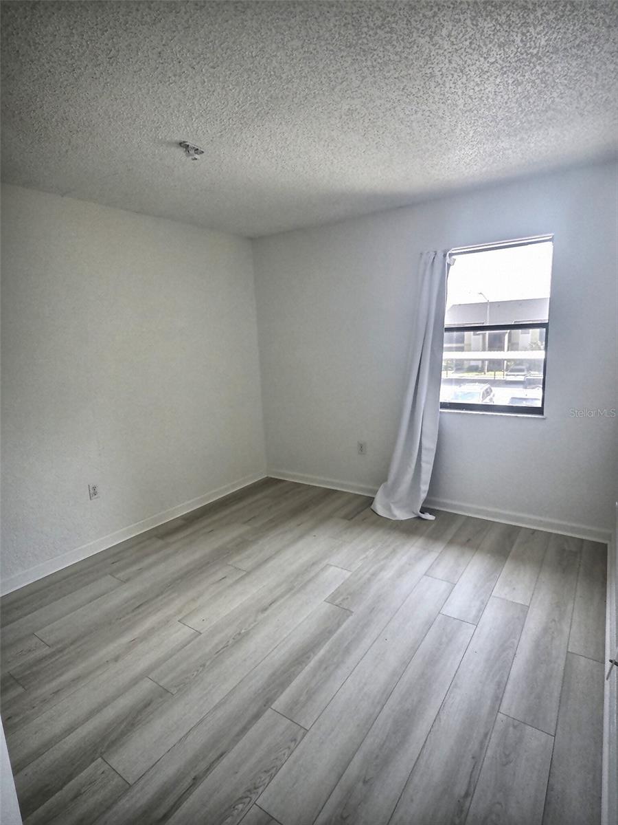 Image 6 of 14 For 10100 Sailwinds Boulevard N 202