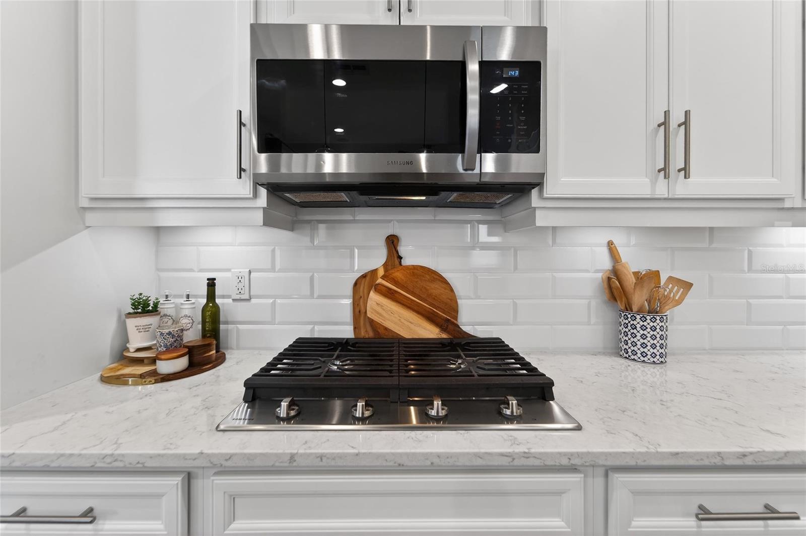 Image 21 of 100 For 813 Winterside Drive