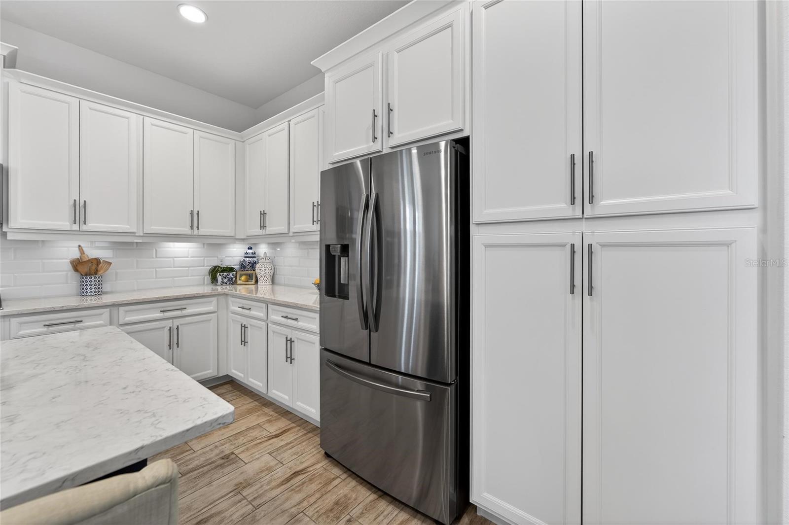 Image 23 of 100 For 813 Winterside Drive