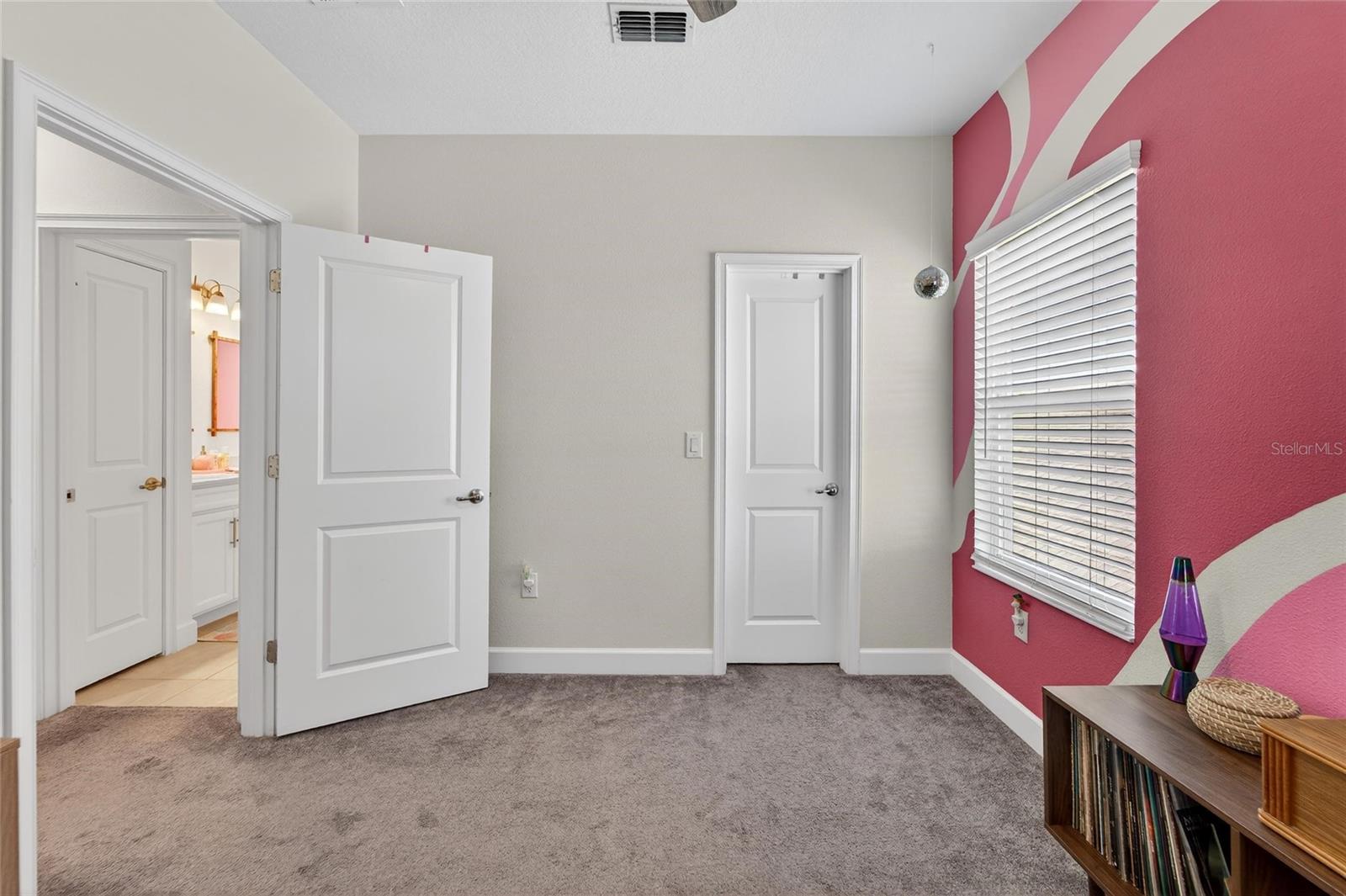 Image 43 of 100 For 813 Winterside Drive