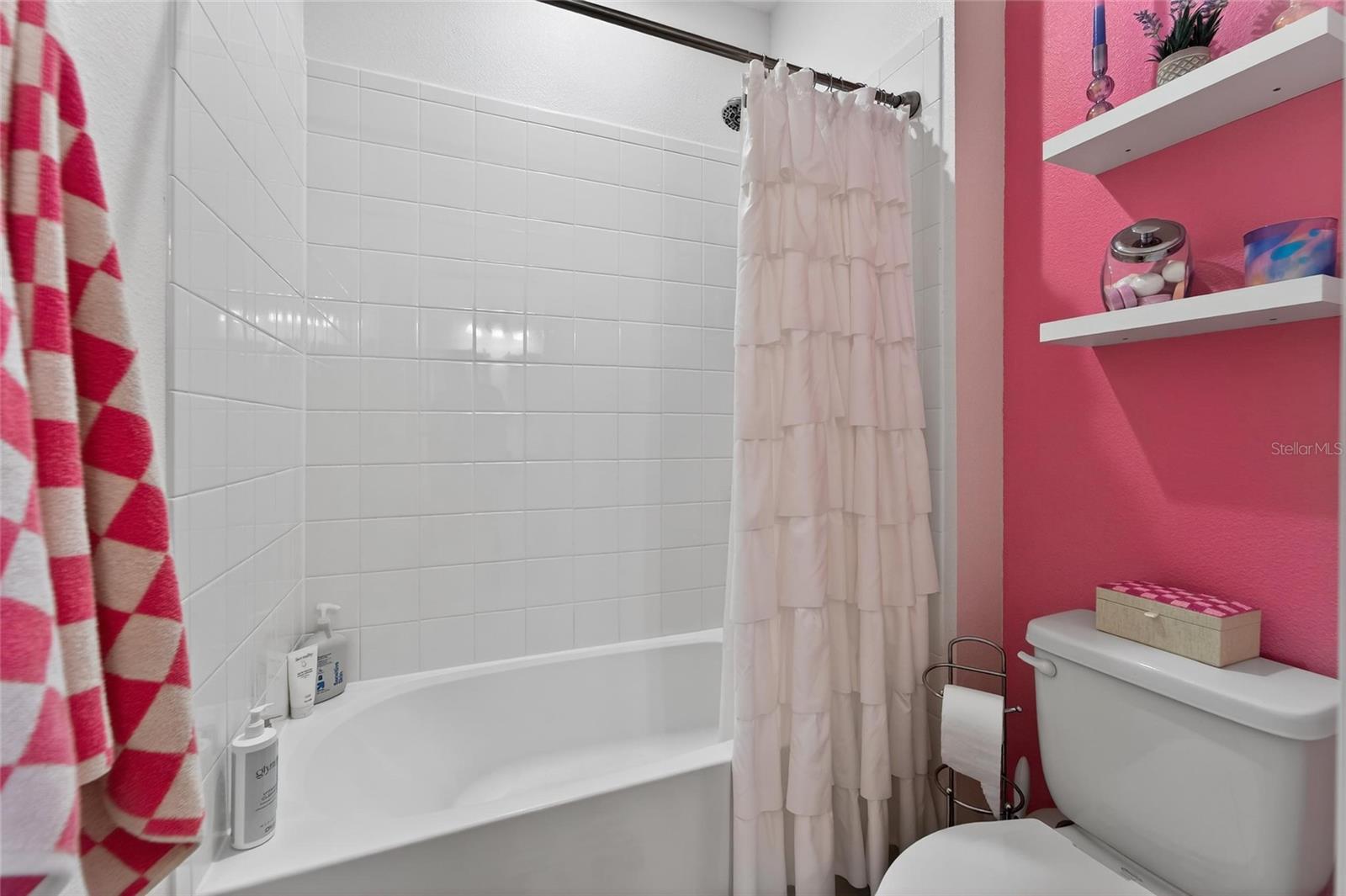 Image 46 of 100 For 813 Winterside Drive