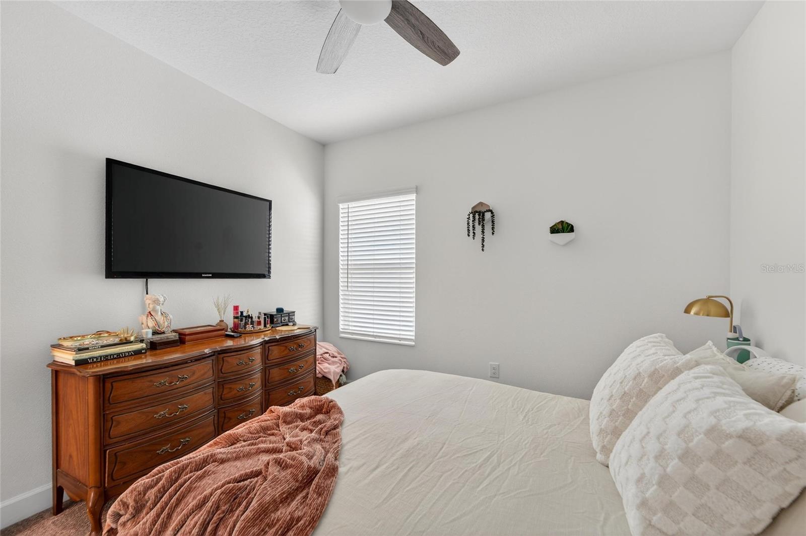 Image 49 of 100 For 813 Winterside Drive