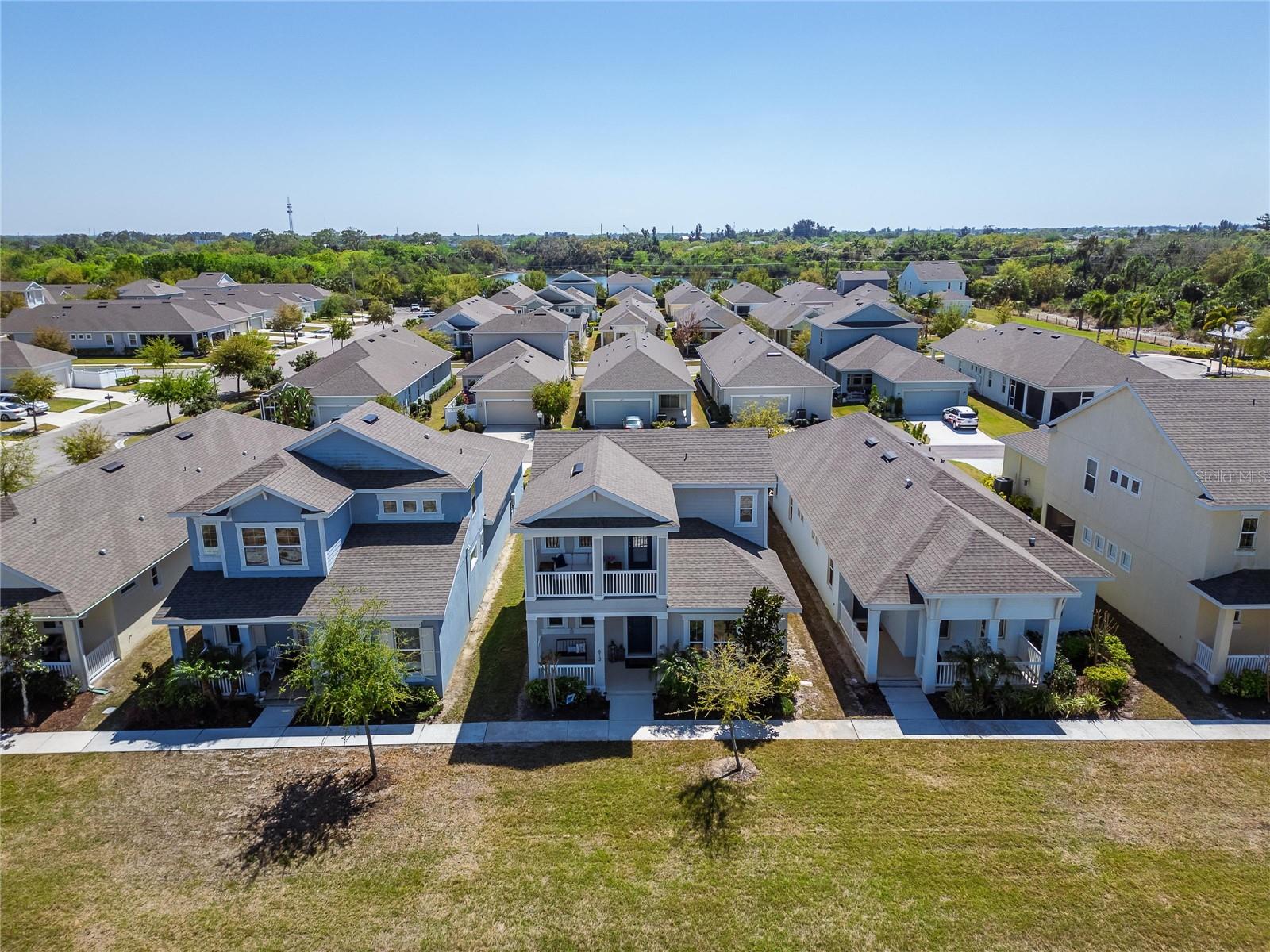 Image 73 of 100 For 813 Winterside Drive