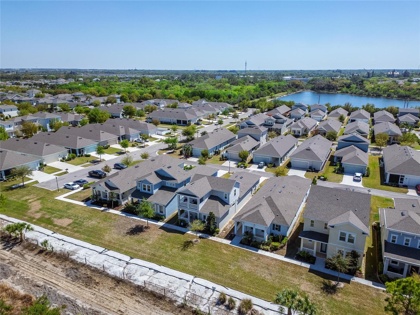 Image 75 of 100 For 813 Winterside Drive