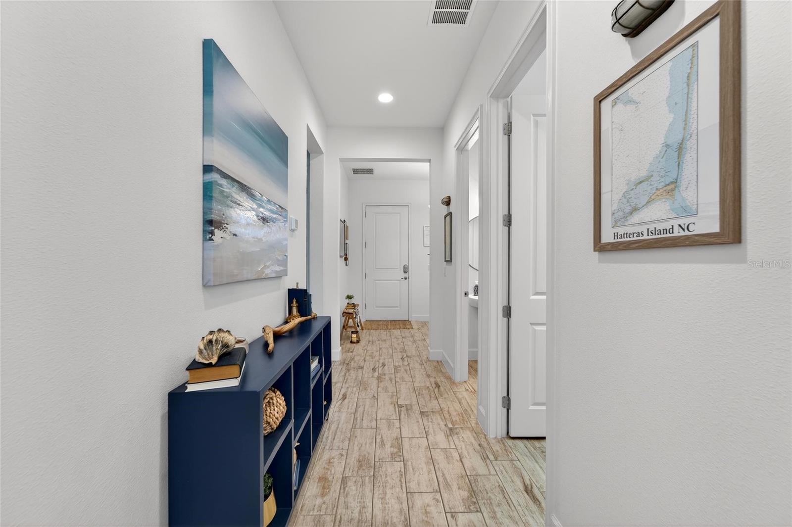 Image 9 of 100 For 813 Winterside Drive