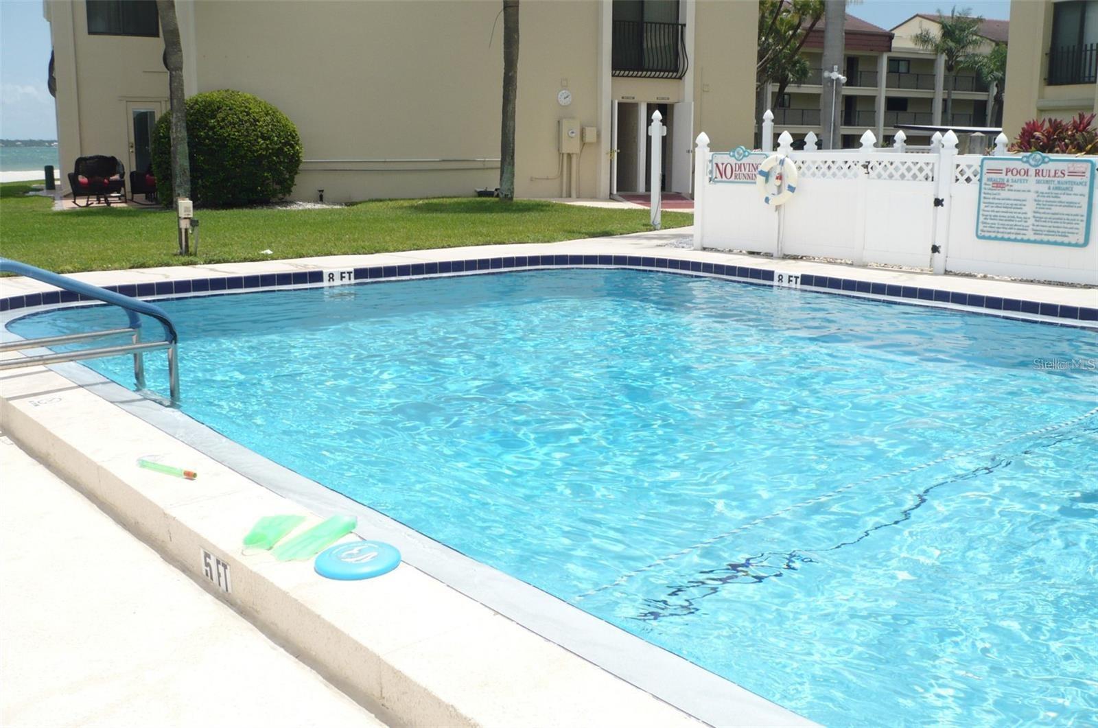 Image 20 of 39 For 845 Gulfview Boulevard 110