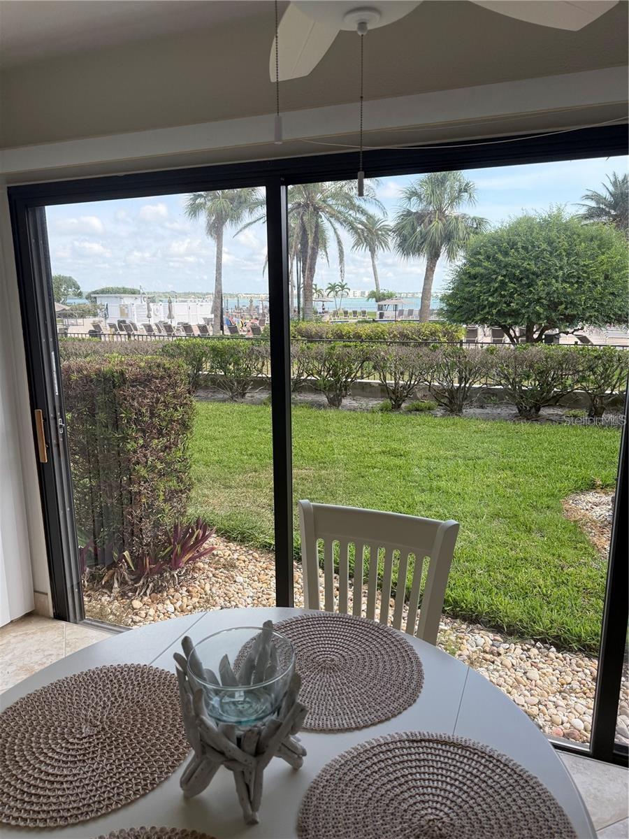 Image 6 of 39 For 845 Gulfview Boulevard 110