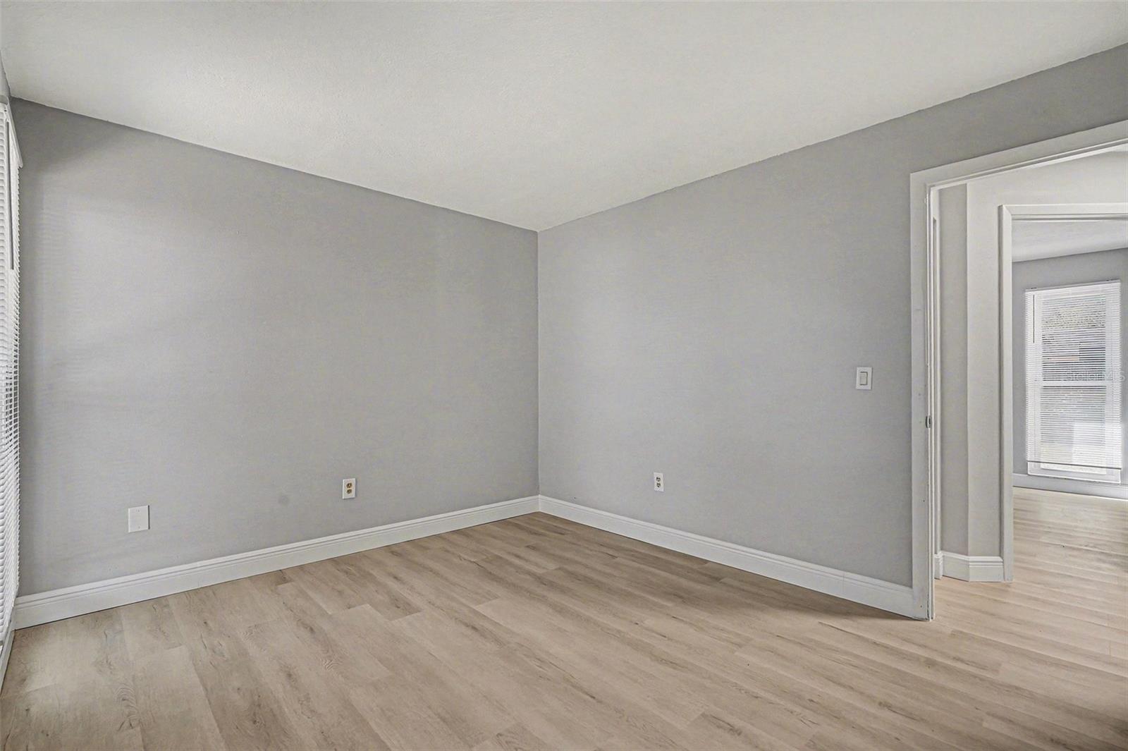 Image 17 of 34 For 7442 Compton Lane