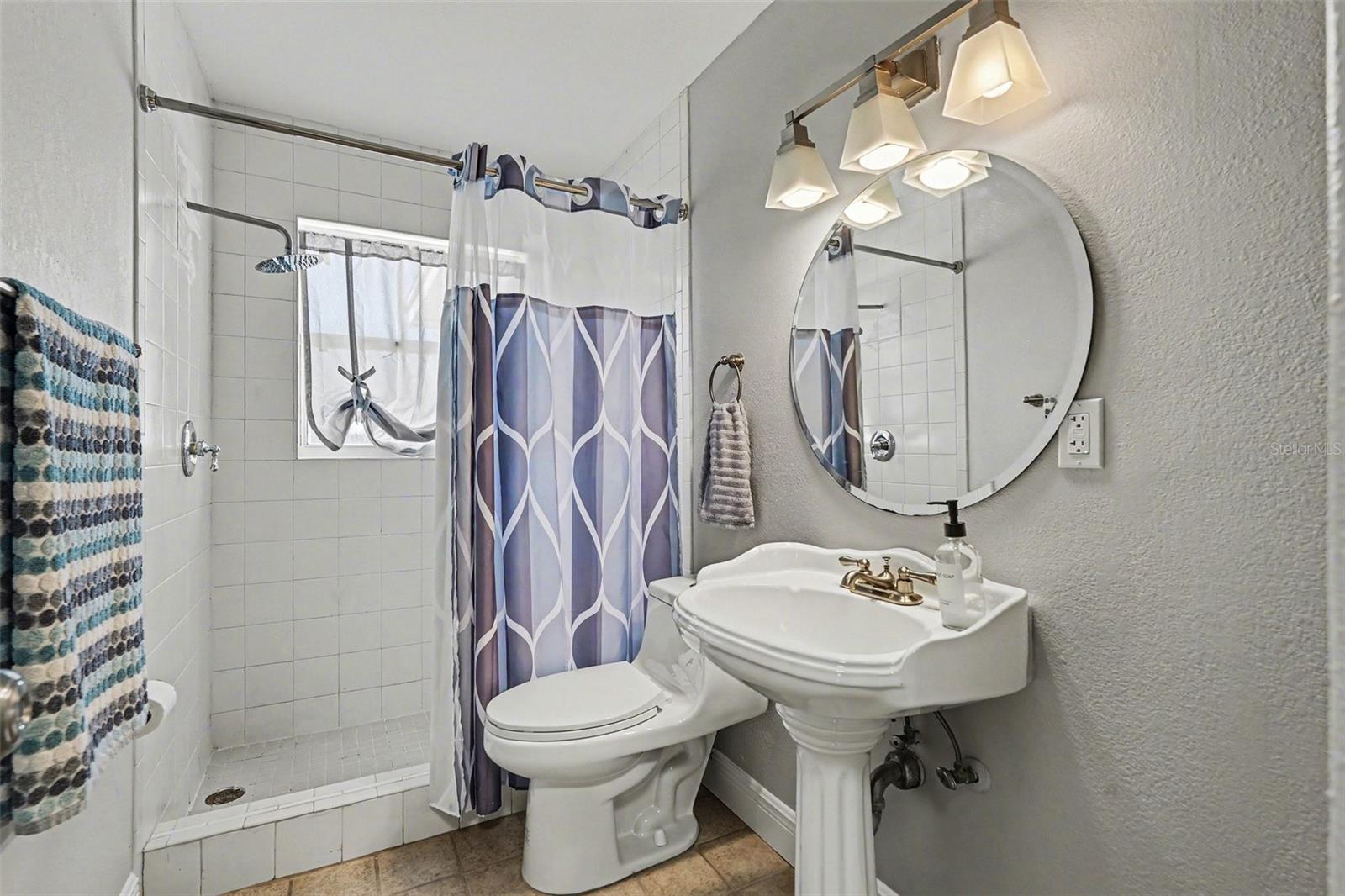 Image 20 of 34 For 7442 Compton Lane