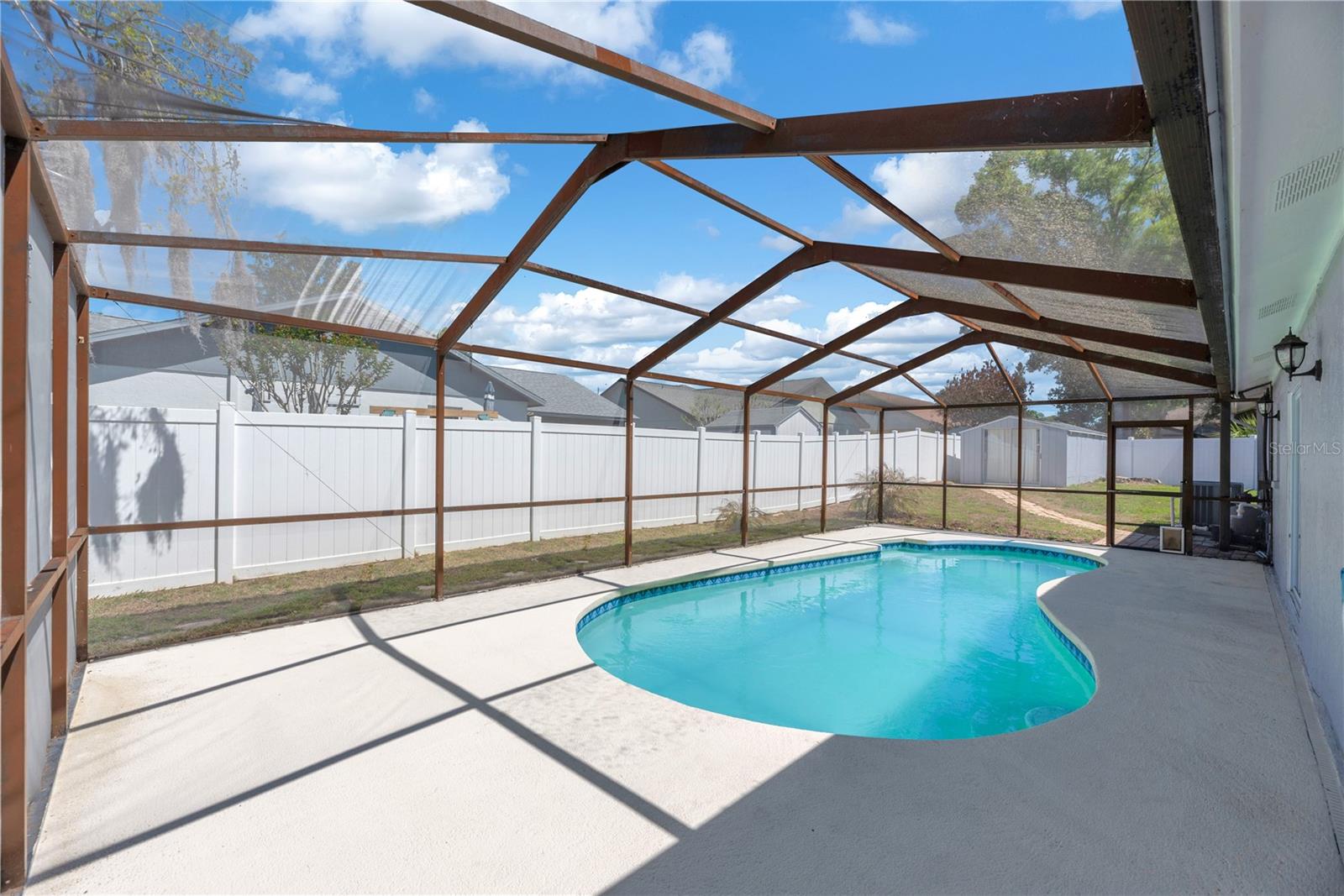 Image 21 of 31 For 2805 Tammarron Lane