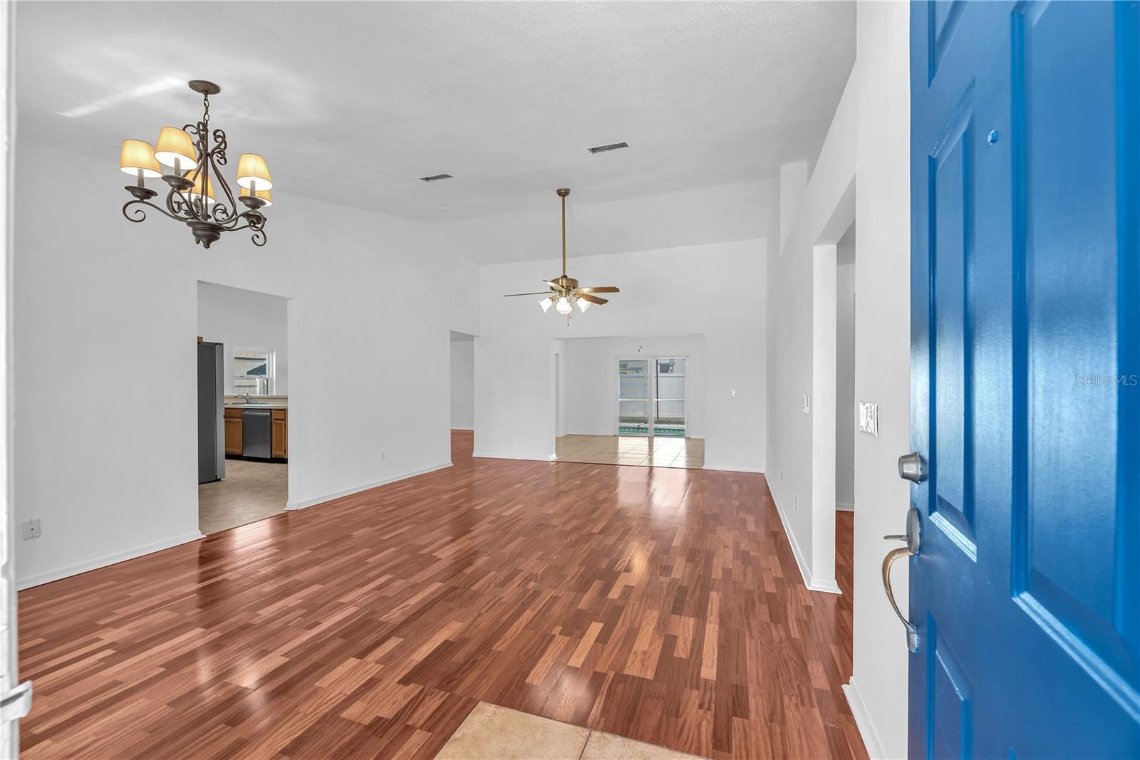 Image 3 of 31 For 2805 Tammarron Lane