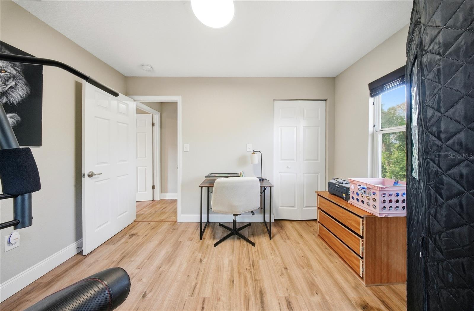 Image 12 of 31 For 6902 29th Avenue