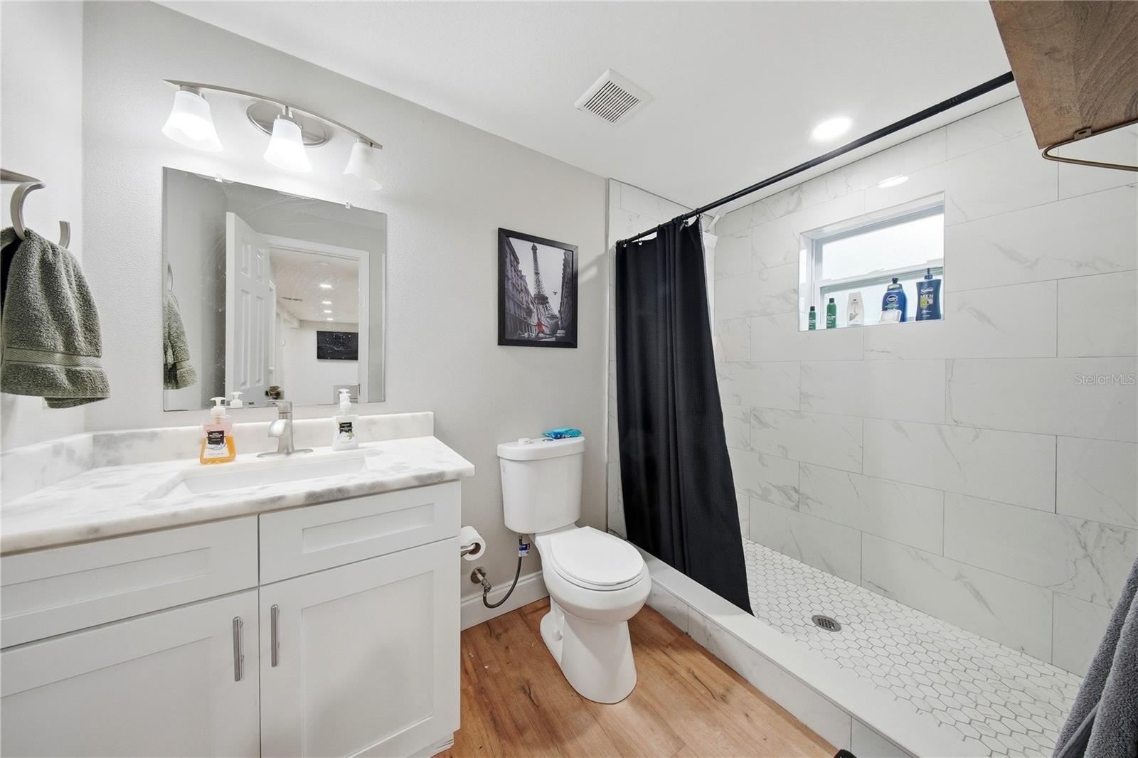 Image 23 of 31 For 6902 29th Avenue