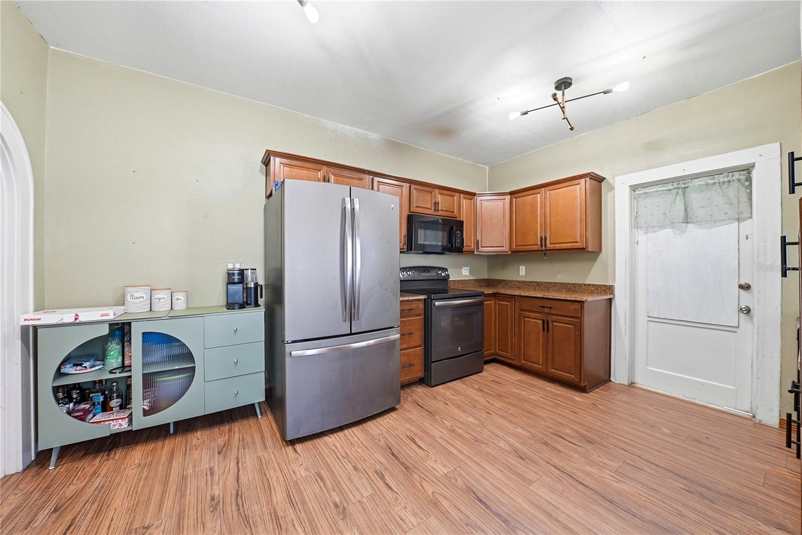 Image 6 of 19 For 603 Merrin Street