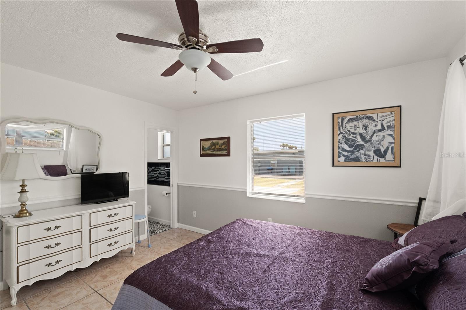 Image 13 of 22 For 319 119 Avenue