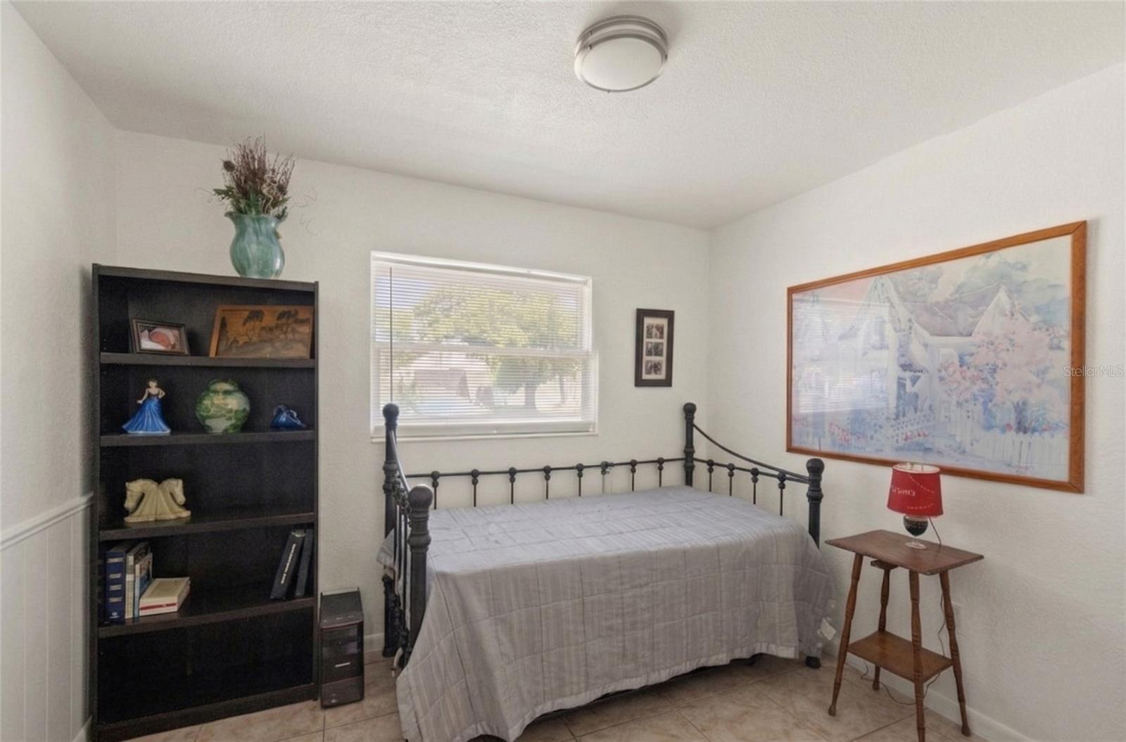 Image 16 of 22 For 319 119 Avenue