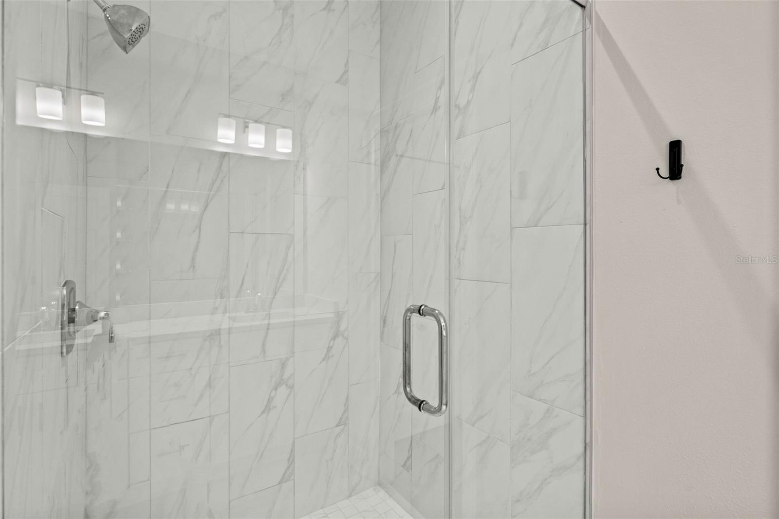 Image 21 of 35 For 4302 North B Street 4