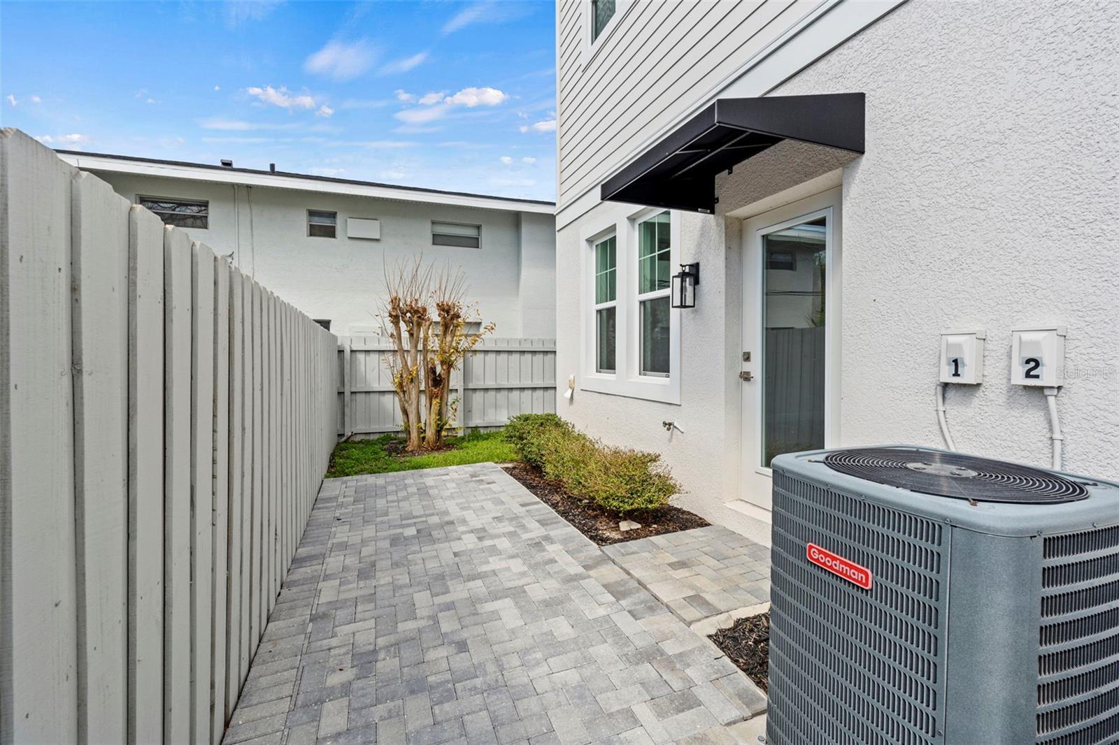 Image 32 of 35 For 4302 North B Street 4