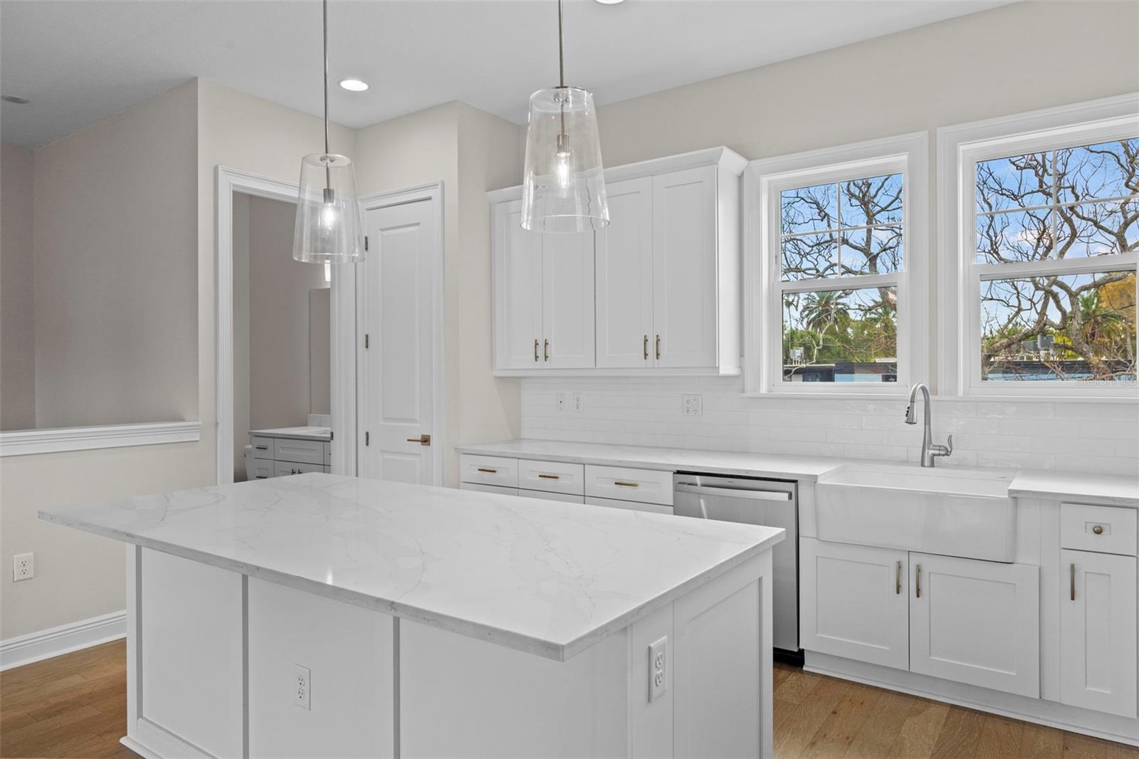 Image 9 of 35 For 4302 North B Street 4